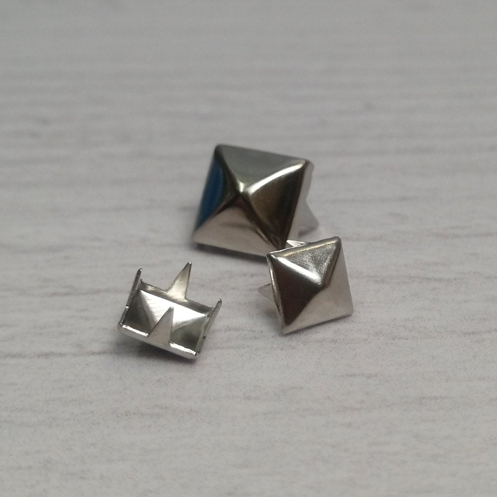 Tachas Cuadradas 10mm